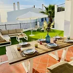 Apart. Paraiso Pueblo - 6 Pools - Golf 2001 에스테포나