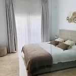 아파트 Apart. Paraiso Pueblo - 6 Pools - Golf 2001 에스테포나