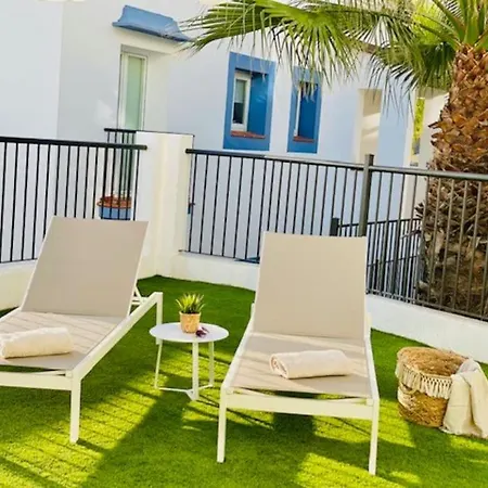 Apart. Paraiso Pueblo - 6 Pools - Golf 2001 Estepona