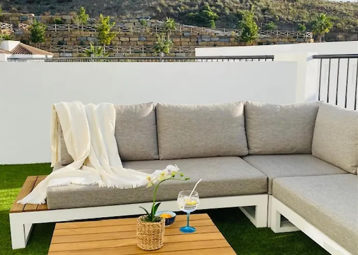 Apart. Paraiso Pueblo - 6 Pools - Golf 2001 Apartment Estepona