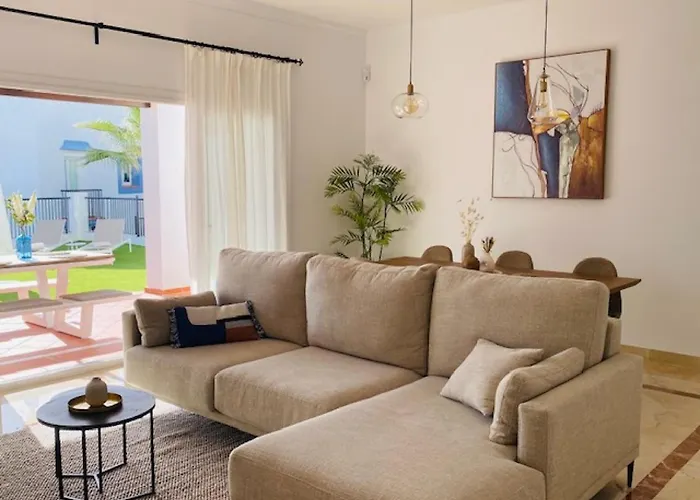 Apart. Paraiso Pueblo - 6 Pools - Golf 2001 Appartement Estepona